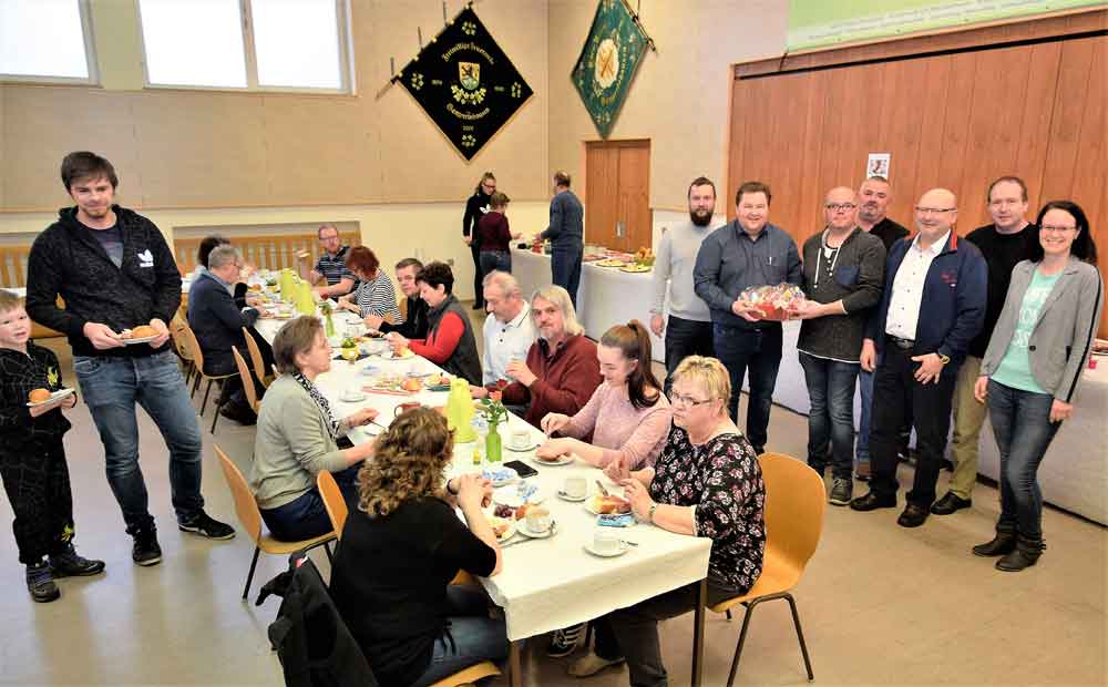 Neuntes „Frühstück für ein ganzes Dorf“ zum Jubiläum