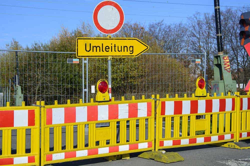 Vollsperrung der B 89 in der Ortsdurchfahrt Harras wegen Bauarbeiten auf Werra-Brücke