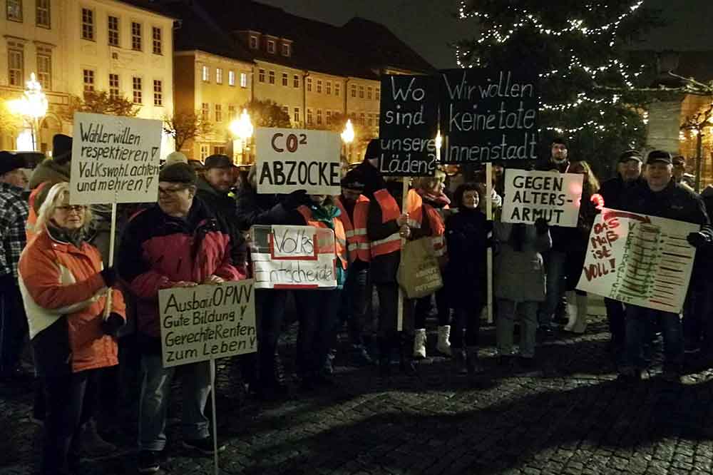 Das Maß ist voll – „Montagsdemo“ in Bewegung