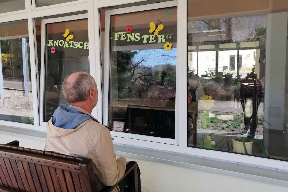 „Knoatsch-Fenster“ im DRK Seniorenheim