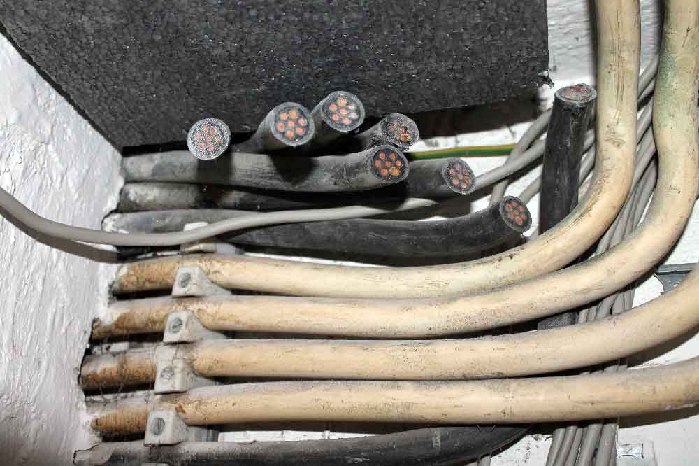 Starkstromkabel in der Marienstraße in Hildburghausen geklaut